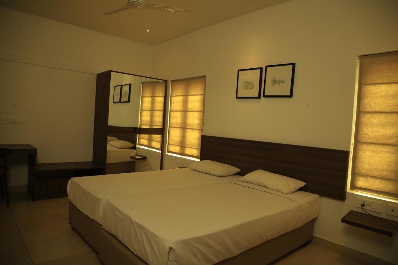 Sahyadri Ayurveda Hotel Pirmed Exterior photo
